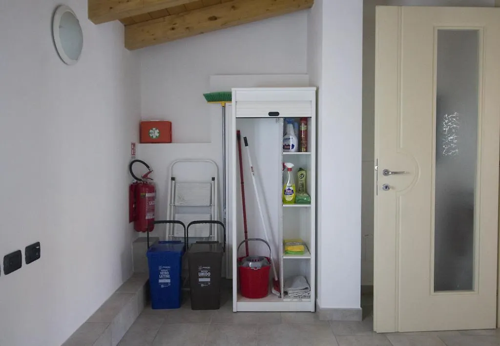 סאלו Veranda House